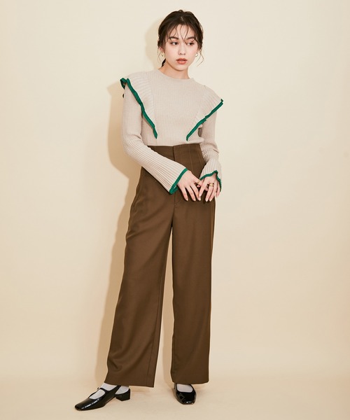 MADEMOISELLE ROPE'(マドモアゼル ロペ)の「【セットアップ対応】ラメフリルリブニットプルオーバー(ニット/セーター・レディース・ベージュ/ラベンダー・38)」の3枚目の写真