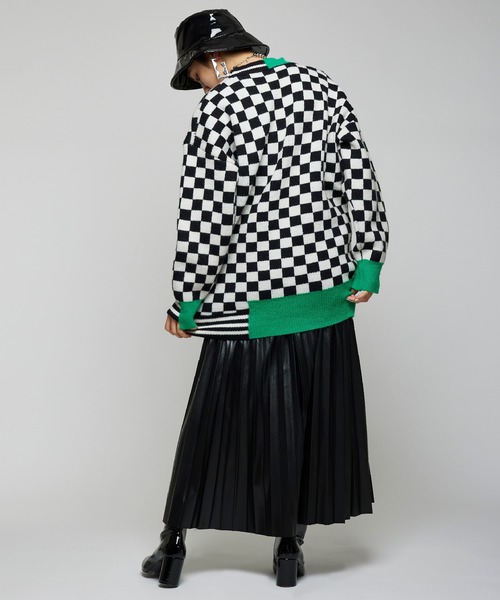 Narcissus(ナルシス)の「【Narcissus】ブロックラインニット(ニット/セーター・レディース・レッド/グリーン・FREE)」の4枚目の写真