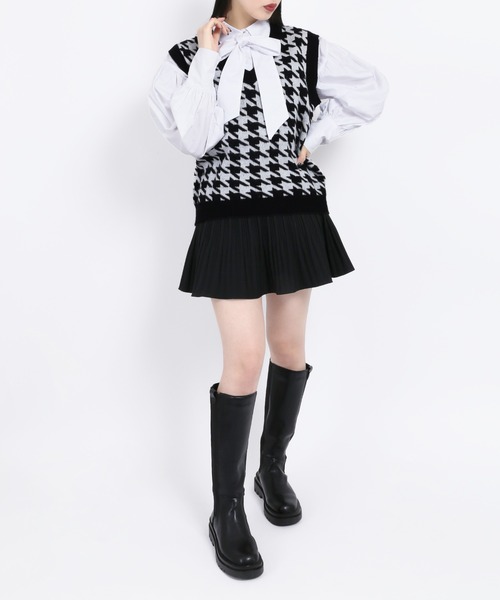 WC(ダブル シー)の「リボン付きシャツ(シャツ/ブラウス・レディース・ブラック/ホワイト・FREE)」の7枚目の写真