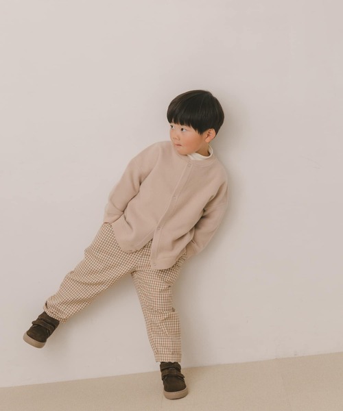 URBAN RESEARCH DOORS(アーバンリサーチドアーズ)の「カラーステッチ裏起毛カーディガン(KIDS)(Tシャツ/カットソー・キッズ・チャコールグレー/ベージュ系その他・120/105/150/135)」の13枚目の写真