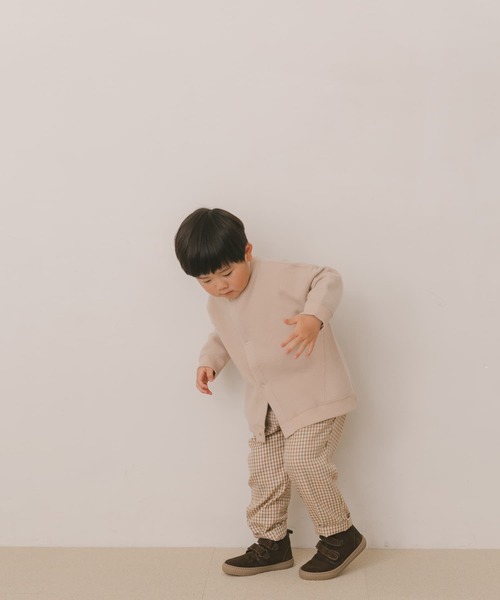 URBAN RESEARCH DOORS(アーバンリサーチドアーズ)の「カラーステッチ裏起毛カーディガン(KIDS)(Tシャツ/カットソー・キッズ・チャコールグレー/ベージュ系その他・120/105/150/135)」の3枚目の写真