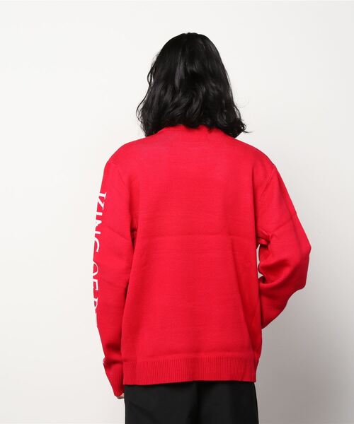 C.E.L.STORE（セルストア）の「SHINESTY /シャイネスティー BUDWEISER CREW SWEATER バドワイザーセーター（ニット/セーター・メンズ・レッド・LARGE/X-LARGE/XX-LARGE）」の3枚目の写真