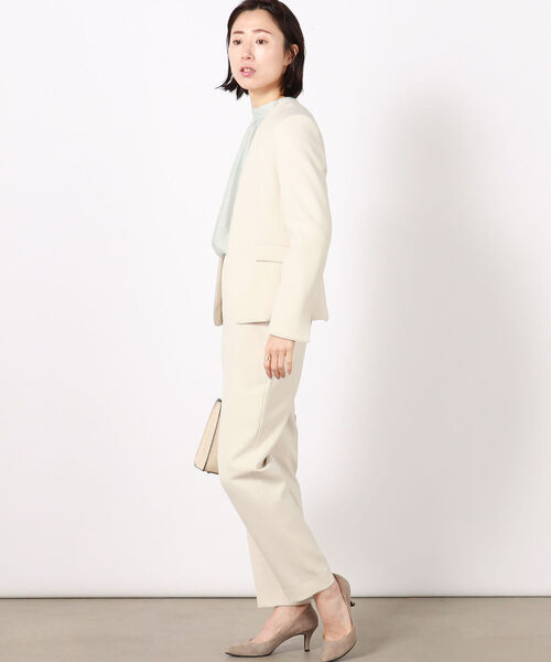 NOLLEY’S Sophi(ノーリーズソフィ)の「ダブルクロスノーカラージャケット(ノーカラージャケット・レディース・ベージュ/ネイビー・38/36)」の17枚目の写真