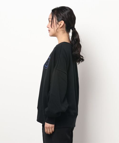 Right-on(ライトオン)の「SMILYFACEスウェット(スウェット・レディース・ホワイト/ブラック/ブルー/ベージュ・L/M)」の9枚目の写真