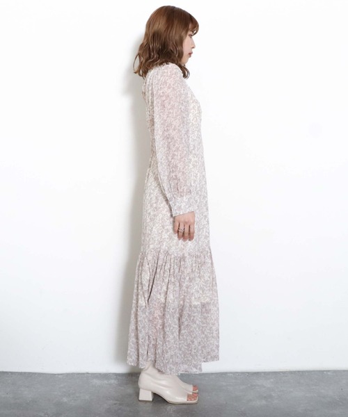 archives（アルシーヴ）の「フロント開き花柄ティアードワンピース（ワンピース・レディース・ブラウン/オフホワイト/ブルー・MEDIUM）」の13枚目の写真