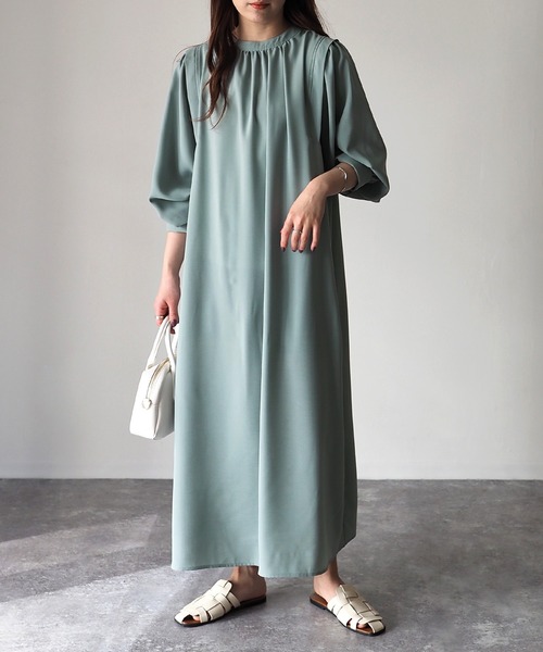 Riberry（リベリー）の「前後2WAYボリューム袖ワンピース（シャツワンピース・レディース・グレイッシュベージュ/グリーン/ブルー・MEDIUM）」の8枚目の写真