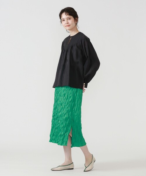 LOVELESS（ラブレス）の「【ドラマ着用商品】ウェーブプリーツ Iラインスカート（スカート・レディース・グリーン系その他3/ペールイエロー・FREE）」の4枚目の写真