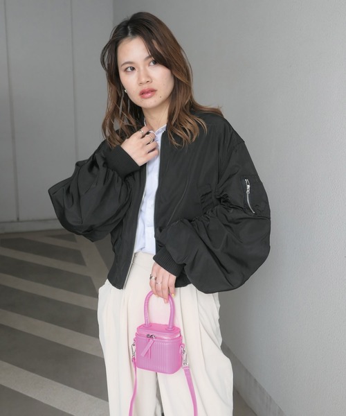 CORNERS（コーナーズ）の「ショートMA-1ブルゾン（MA-1・レディース・ライトグレー/ブラック/カーキ/アイボリー・M）」の3枚目の写真