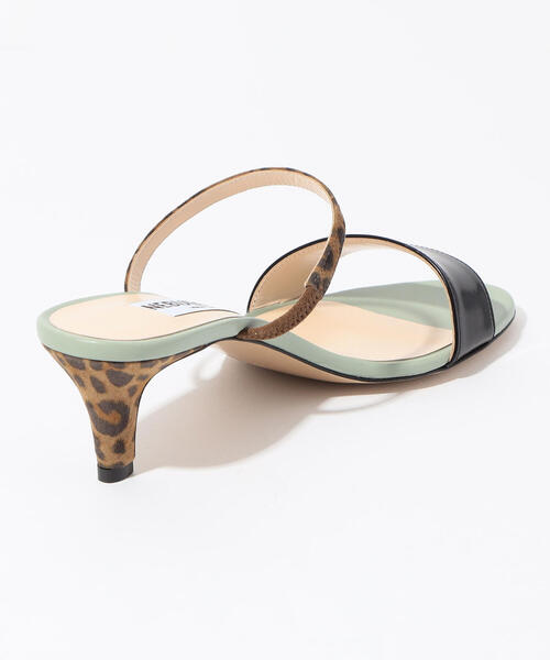 TOMORROWLAND (トゥモローランド)の「NEBULONIE エナメルダブルストラップサンダル(サンダル・レディース・ブラック系その他/ベージュ系その他・38/36/37)」の5枚目の写真