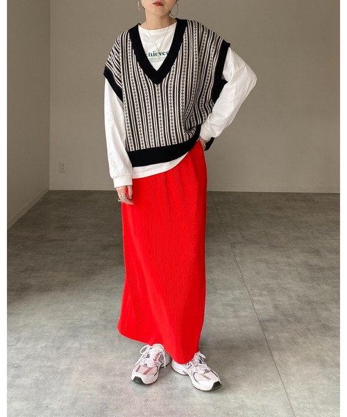 She's Closet(シーズクローゼット)の「ビッグシルエット長袖プルオーバーシンプルロゴロンT(Tシャツ/カットソー・レディース・グリーン/ホワイト×レッド/ホワイト×グリーン/スミクロ・FREE)」の16枚目の写真