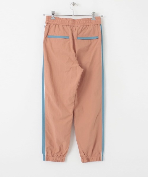 URBAN RESEARCH（アーバンリサーチ）の「URBAN RESEARCH iD　ナイロンサイドラインパンツ（その他パンツ・メンズ・ホワイト/ブラック/ピンクベージュ・MEDIUM/LARGE）」の13枚目の写真