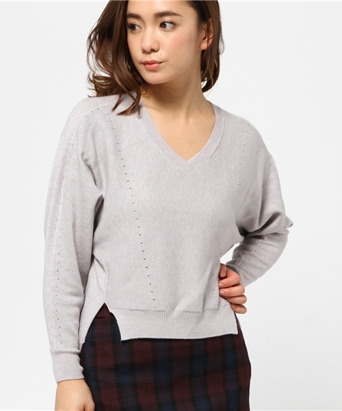 Abahouse Devinette（ドゥヴィネット）の「ﾄﾞﾙﾏﾝｽﾘｰﾌﾞVﾈｯｸﾌﾟﾙｵｰﾊﾞｰ（ニット/セーター・レディース・オフホワイト/ライトグレー/レッド・FREE）」の14枚目の写真