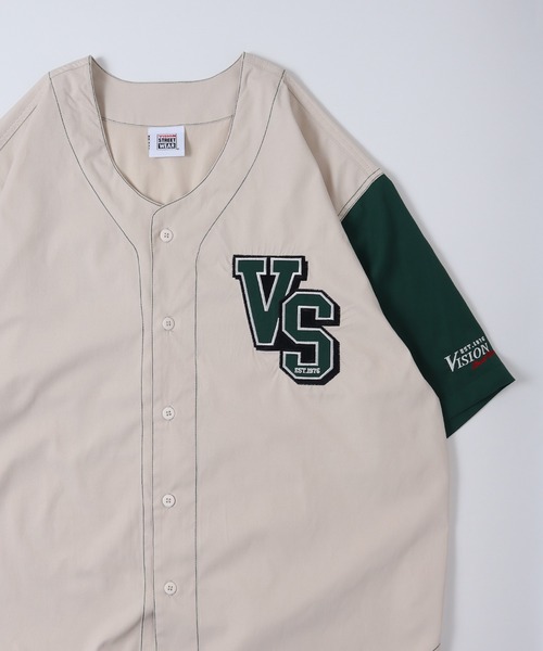 VISION STREET WEAR(ヴィジョンストリートウェア)の「【VISION STREET WEAR】ベースボールシャツ / カレッジワッペンスタジャン(シャツ/ブラウス・レディース・グリーン系2/ネイビー系2/ネイビー系1/イエロー系1/ホワイト系2/ホワイト系1/グリーン系1・LARGE/X-LARGE/MEDIUM)」の3枚目の写真