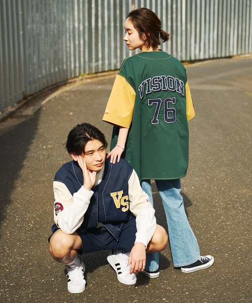 VISION STREET WEAR(ヴィジョンストリートウェア)の「【VISION STREET WEAR】ベースボールシャツ / カレッジワッペンスタジャン(シャツ/ブラウス・レディース・グリーン系2/ネイビー系2/ネイビー系1/イエロー系1/ホワイト系2/ホワイト系1/グリーン系1・LARGE/X-LARGE/MEDIUM)」の9枚目の写真