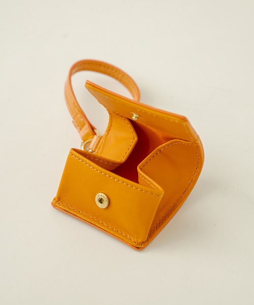 loti(ロティ)の「WEB限定 loti コインケース付きサイドリングトート(トートバッグ・レディース・オフホワイト/ブラック・ONE SIZE)」の19枚目の写真