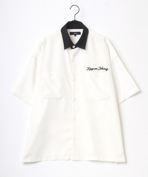 Lazar（ラザル）の「オーバーサイズ Keep on Toking ワンポイント チェーン刺繍 クレリック レギュラーカラー 半袖シャツ/ボーリングシャツ（シャツ/ブラウス・メンズ・ホワイト/ブラック/ダークグリーン/ベージュ/マスタード・LL/M/L）」の6枚目の写真