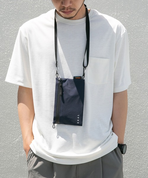 EKAL（エカル）の「eVentトラベルサコッシュS（ショルダーバッグ・レディース・ブラック/ネイビー/レッド・ONE）」の8枚目の写真