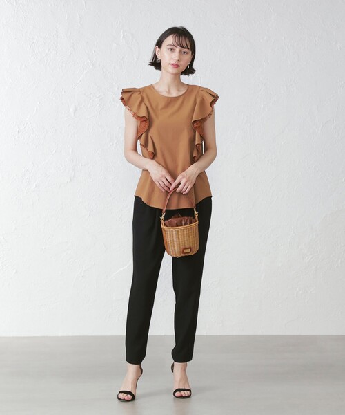 EPOCA THE SHOP(エポカザショップ)の「レースコンビラッフルスリーブブラウス(シャツ/ブラウス・レディース・ブラック/ブラウン系その他5・38)」の4枚目の写真