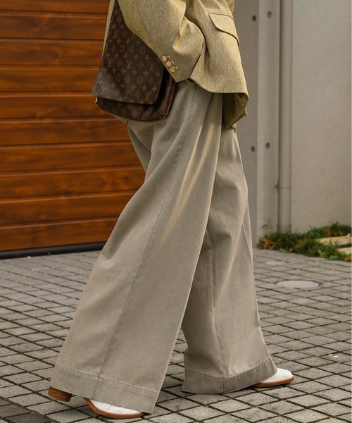 soerte(ソエルテ)の「Wide straight :Flare black fade denim/ワイドストレート:フレア ブラックフェードデニム(デニムパンツ・メンズ・ライトグレー/グレー/グレー系1/ライトグレー系1・1/2/0/4/3)」の8枚目の写真