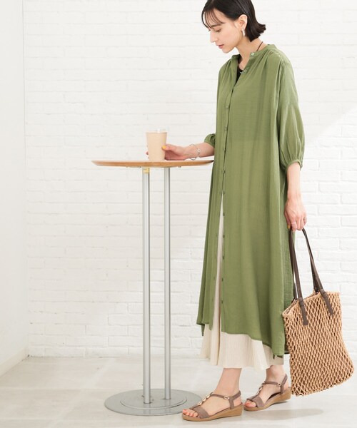 SHOO・LA・RUE（シューラルー）の「◆スラブ前開きビッグワンピース（ワンピース・レディース・カーキ/ライトブルー/ブラック/オレンジ/ナチュラル/パープル系4・00）」の4枚目の写真