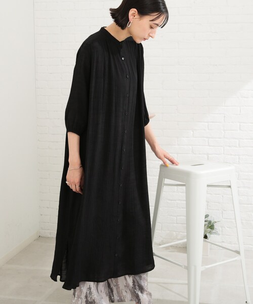 SHOO・LA・RUE（シューラルー）の「◆スラブ前開きビッグワンピース（ワンピース・レディース・カーキ/ライトブルー/ブラック/オレンジ/ナチュラル/パープル系4・00）」の15枚目の写真