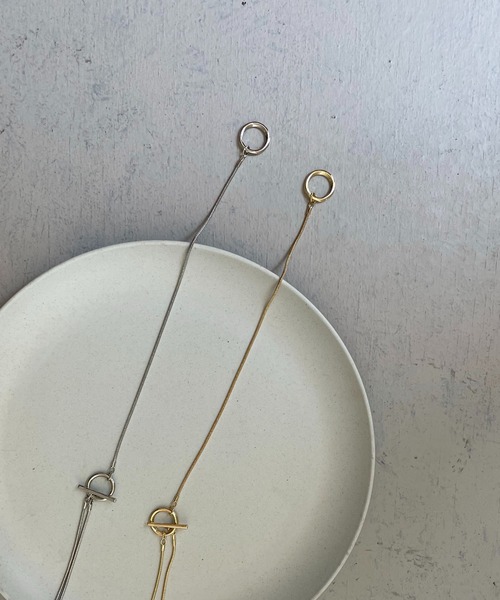 cheriella（シェリエラ）の「【cheriella】マンテルオメガネックレス（ネックレス・レディース・シルバー/ゴールド・FREE）」の7枚目の写真