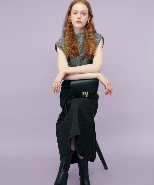 natural couture（ナチュラルクチュール）の「2022AWアイテム/オリジナル金具ハーフムーンバッグ（ショルダーバッグ・レディース・オレンジ/ブラック/ブラウン・FREE）」の4枚目の写真