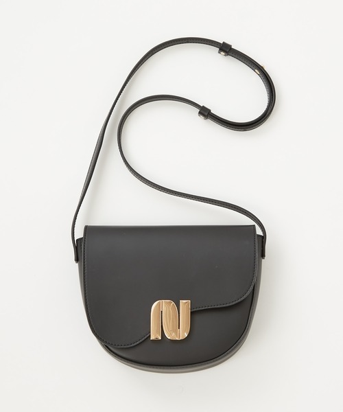 natural couture（ナチュラルクチュール）の「2022AWアイテム/オリジナル金具ハーフムーンバッグ（ショルダーバッグ・レディース・オレンジ/ブラック/ブラウン・FREE）」の10枚目の写真