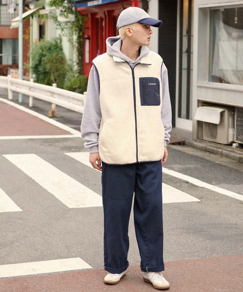 MONO-MART（モノマート）の「【retock's】ロゴ刺繍 スタンドボアフリースジップベスト（ベスト・メンズ・アイボリー系1/グリーン/アイボリー系2/ブラック/オリーブ・M/L）」の22枚目の写真