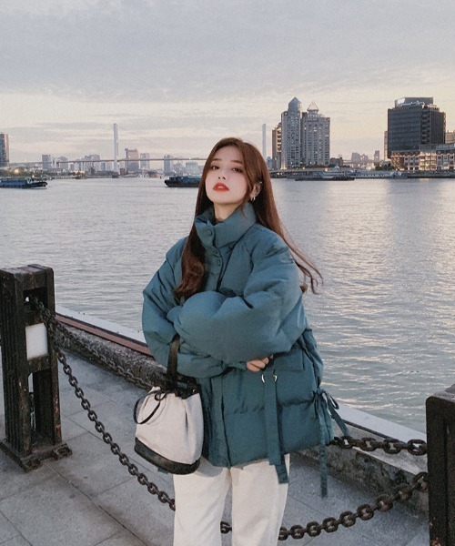 yuue' ( wear )（ユーイ）の「ビッグシルエット ダウンジャケット（ダウンジャケット/コート・レディース・ブラック/ベージュ/ブルーグリーン・S/L/M）」の7枚目の写真