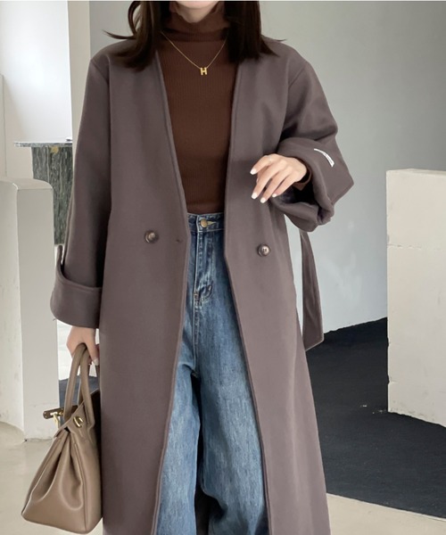 emi+(エミプラス)の「ベルト付き袖折り返し ノーカラーロングコート(ノーカラーコート・レディース・ベージュ/ブラック/チャコールグレー・M/L)」の22枚目の写真