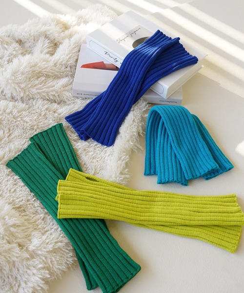 IAMUSE（アイアミューズ）の「アームウォーマー R0358【IAMUSE】（アームカバー・レディース・グリーン系1/グリーン/アイボリー/ピンク系1/ブルー系1/イエロー系1/ベージュ/ブラック/グレイッシュベージュ/パープル系1/レッド系1/ブルー/オレンジ系1・FREE）」の16枚目の写真