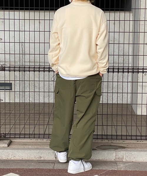 kutir（クティール）の「ビックシルエットスナッププルオーバーフリース（スウェット・メンズ・オフホワイト/ブラック/チャコールグレー・MEDIUM/LARGE）」の7枚目の写真