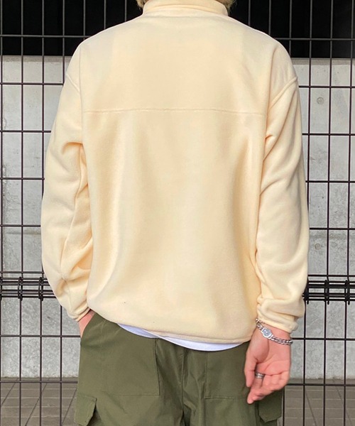 kutir（クティール）の「ビックシルエットスナッププルオーバーフリース（スウェット・メンズ・オフホワイト/ブラック/チャコールグレー・MEDIUM/LARGE）」の9枚目の写真