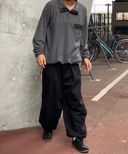 kutir（クティール）の「ビックシルエットスナッププルオーバーフリース（スウェット・メンズ・オフホワイト/ブラック/チャコールグレー・MEDIUM/LARGE）」の20枚目の写真