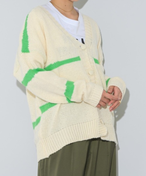 mebole(メボレ)の「配色ニットカーディガン(カーディガン/ボレロ・レディース・グリーン/ブルー/ブラック/ピンク・FREE)」の2枚目の写真