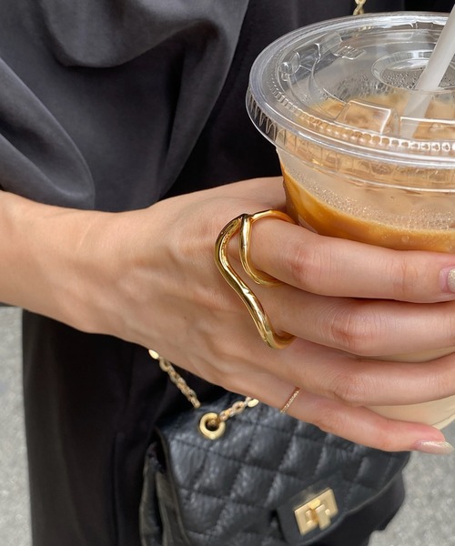 DouDou(ドゥドゥ)の「ダブルフィンガーリング(リング・レディース・シルバー/ゴールド・FREE)」の2枚目の写真