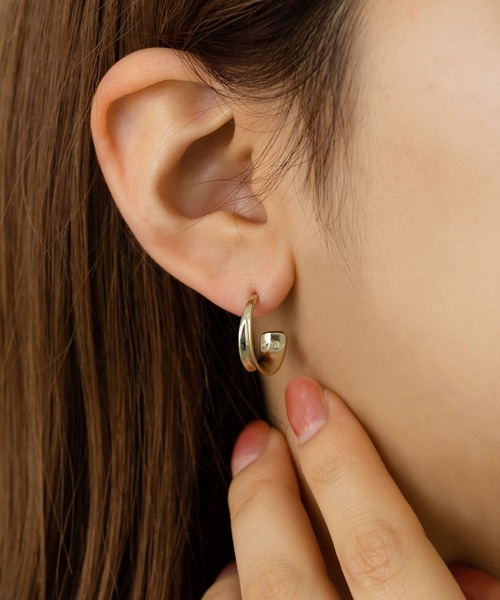 VATSURICA(バツリカ)の「〈VATSURICA〉silver925 / 金属アレルギー対応 / シンプルピアス(ピアス(両耳用)・レディース・ゴールド/シルバー・FREE)」の3枚目の写真