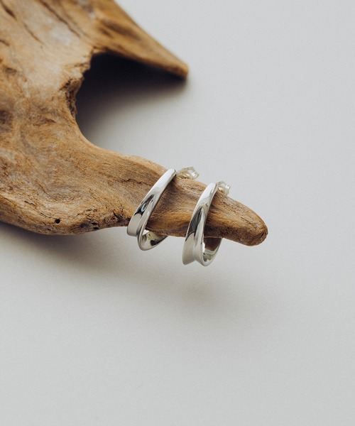 VATSURICA(バツリカ)の「〈VATSURICA〉silver925 / 金属アレルギー対応 / シンプルピアス(ピアス(両耳用)・レディース・ゴールド/シルバー・FREE)」の4枚目の写真