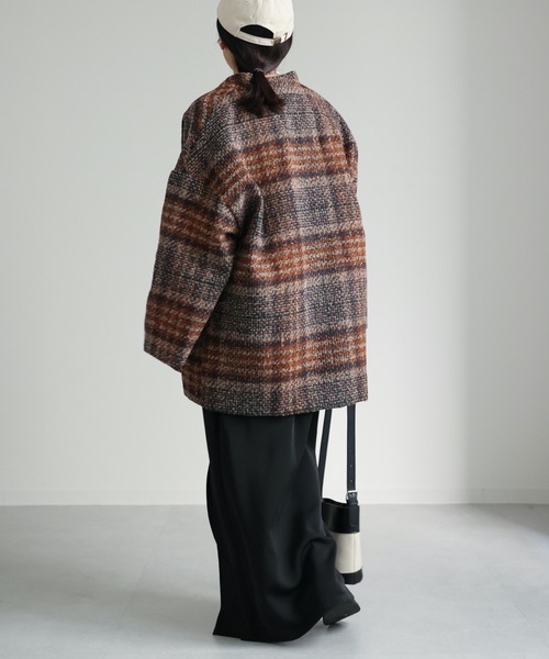 ap retro（アプレトロ）の「チェックノーカラーショートコート（ノーカラーコート・レディース・ネイビー/ブラウン・FREE）」の4枚目の写真