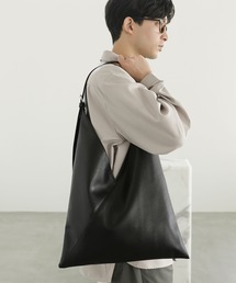 LAKOLE | トライアングルベルトトートバッグ / 182153(トートバッグ)