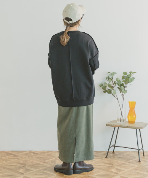 ITEMS URBANRESEARCH（アイテムズ アーバンリサーチ）の「ルーズスウェットプルオーバー（スウェット・レディース・グリーン/ブラック/ベージュ/グレー・FREE）」の14枚目の写真