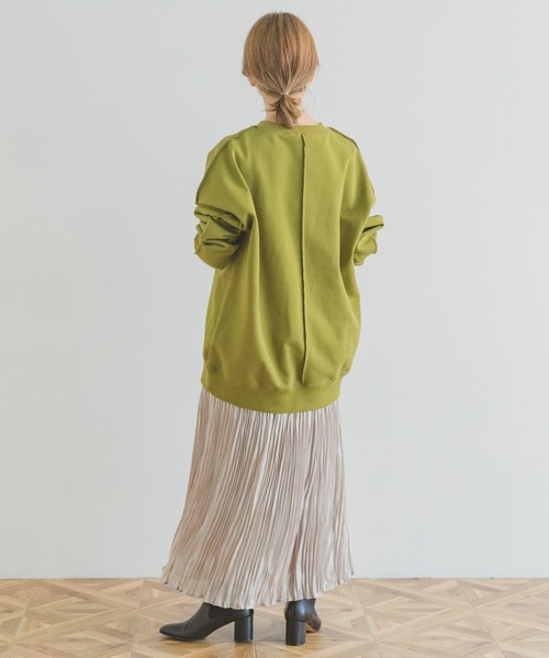 ITEMS URBANRESEARCH（アイテムズ アーバンリサーチ）の「ルーズスウェットプルオーバー（スウェット・レディース・グリーン/ブラック/ベージュ/グレー・FREE）」の7枚目の写真