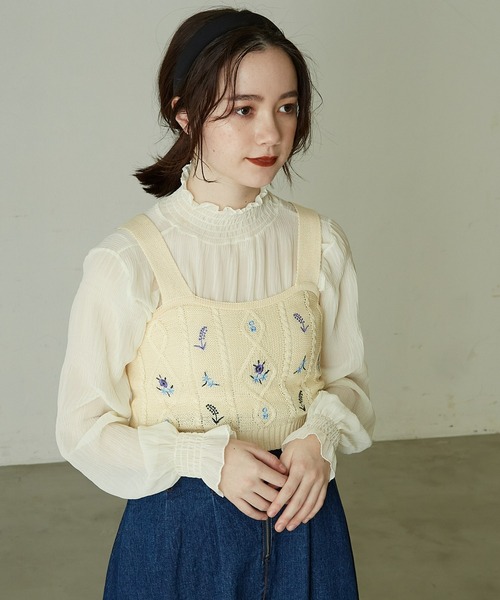 paravion(パラビオン)の「【小花刺繍】【コーディネートのワンポイントに】フラワーニットビスチェ(キャミソール・レディース・ホワイト/アイボリー/ラベンダー・FREE)」の10枚目の写真