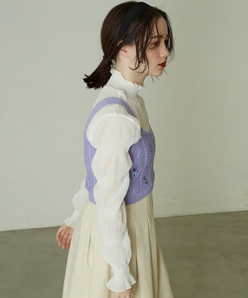 paravion(パラビオン)の「【小花刺繍】【コーディネートのワンポイントに】フラワーニットビスチェ(キャミソール・レディース・ホワイト/アイボリー/ラベンダー・FREE)」の13枚目の写真