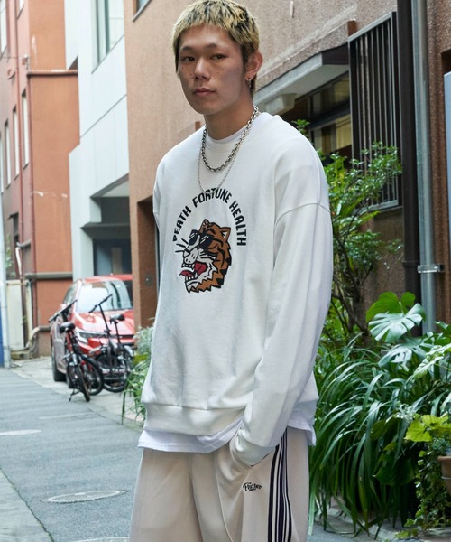 NO NEED（ノーニード）の「タイガー刺繍スウェットＰＯ（スウェット・メンズ・ネイビー/オフホワイト・M/L）」の22枚目の写真