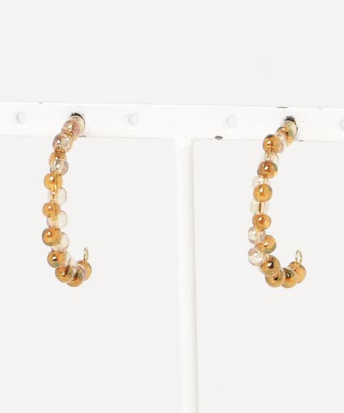 MATSUNO GLASS BEADS(マツノグラスビーズ)の「【MATSUNO GLASS BEADS/松野グラスビーズ】Crescent Pierce P111M(ピアス(両耳用)・レディース・レッド/ピンク/グリーン/ブルー/ブラウン/クリア/グレー/シルバー・FREE)」の3枚目の写真