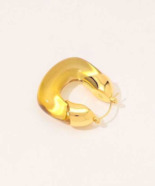 lizzie fortunato jewels(リジーフォルトゥナート)の「LIZZIE FORTUNATO オーガニックシェイプ フープピアス(ピアス(両耳用)・レディース・イエロー・FREE)」の3枚目の写真