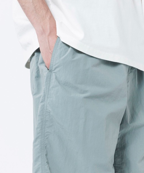 Gramicci（グラミチ）の「GRAMICCI/グラミチ NYLON LOOSE SHORT ナイロンパンツ ハーフパンツ ショーツ（水着・メンズ・ブラック/ライトグレー/ダークブルー/グリーン・S/M/L/XL）」の8枚目の写真