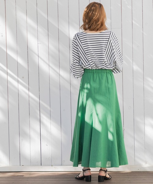 URBAN RESEARCH Sonny Label（アーバンリサーチサニーレーベル）の「『UR TECH 高機能リネン』リネン混マーメイドフレアスカート（スカート・レディース・ブラック/グリーン/ブルー・38/36）」の21枚目の写真